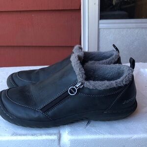 JSPORT by JAMBU ELENOR Women Black Cold Weather Shoes Size 8M